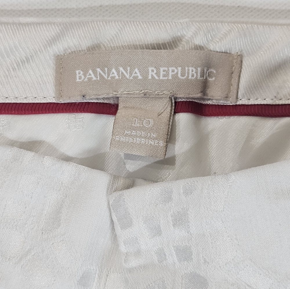 Banana Republic Jacquard Shorts Womens Size 10 White Textured Geometric Bermuda - Picture 4 of 6
